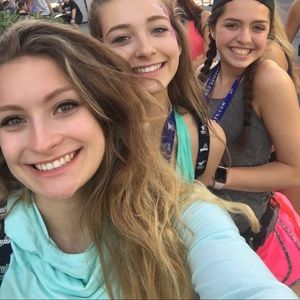 Meet your Posher, Michaela